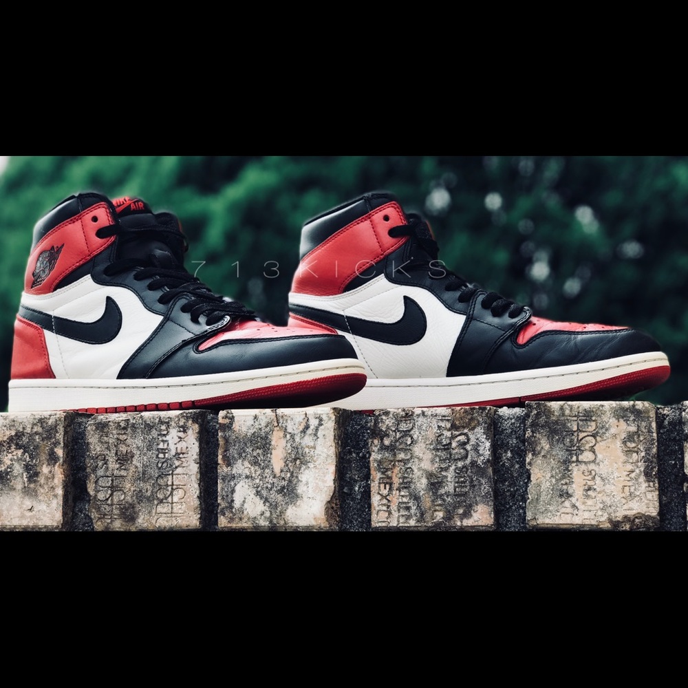 Nike Air Jordan 1 Retro High OG BRED Toe